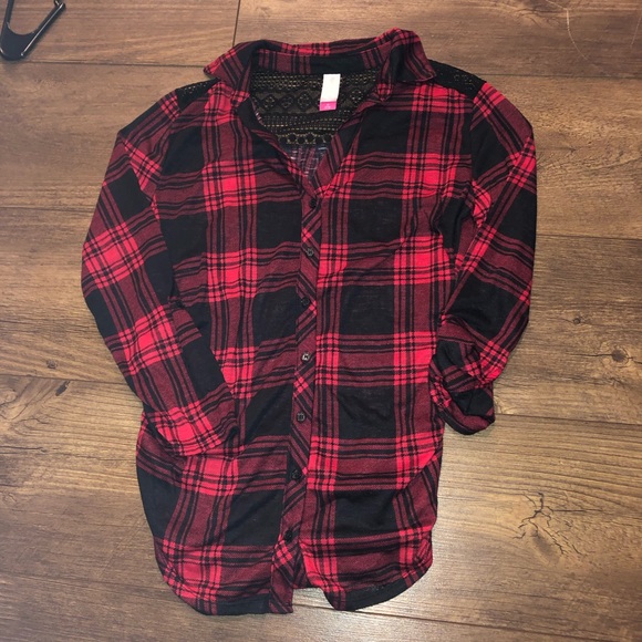 Button up - Picture 2 of 4